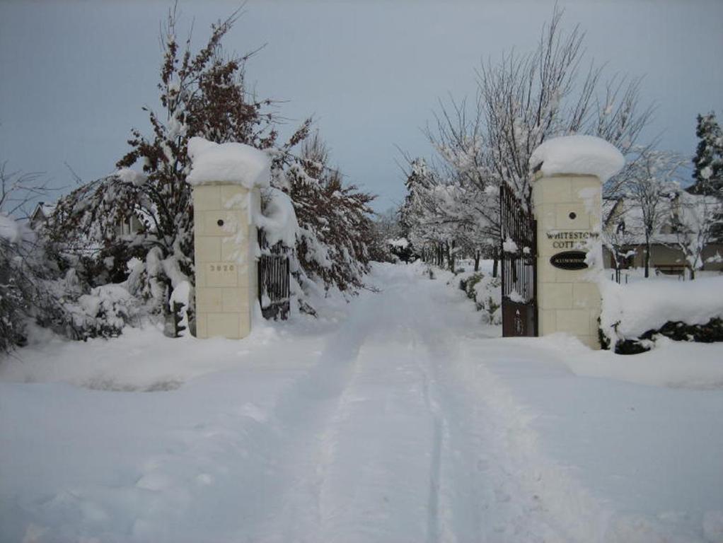Whitestone Cottages Windwhistle Экстерьер фото